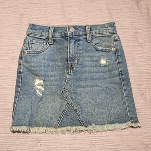 Size 6 girls Jean Skirt Cat & Jack EUC